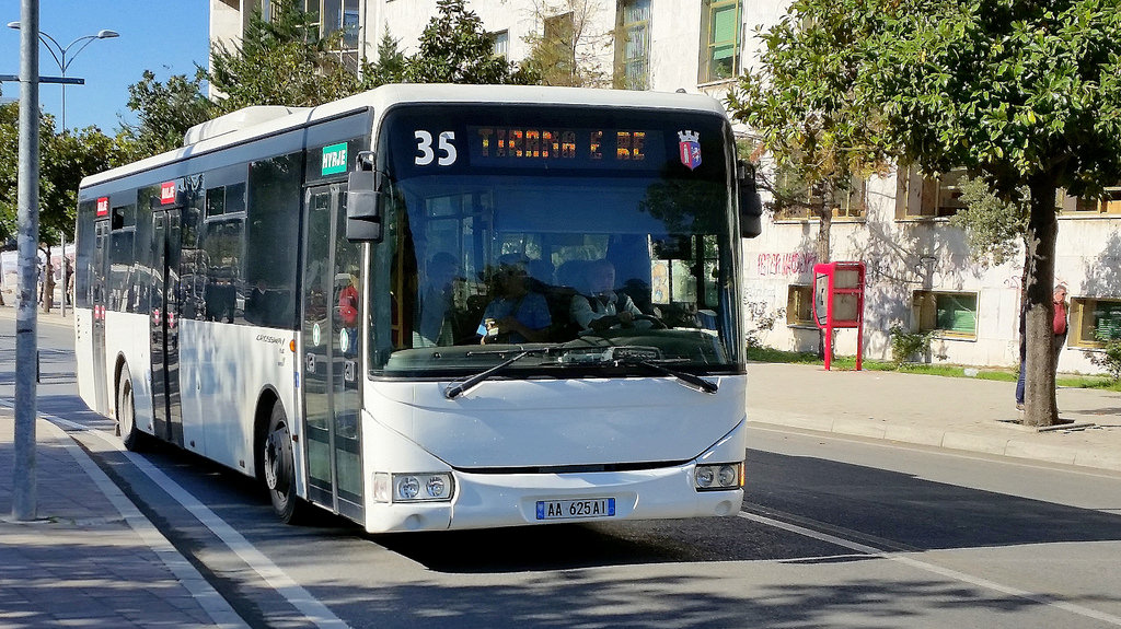 Thellohet kriza e transportit publik në Tiranë, Shoqata letër bashkisë