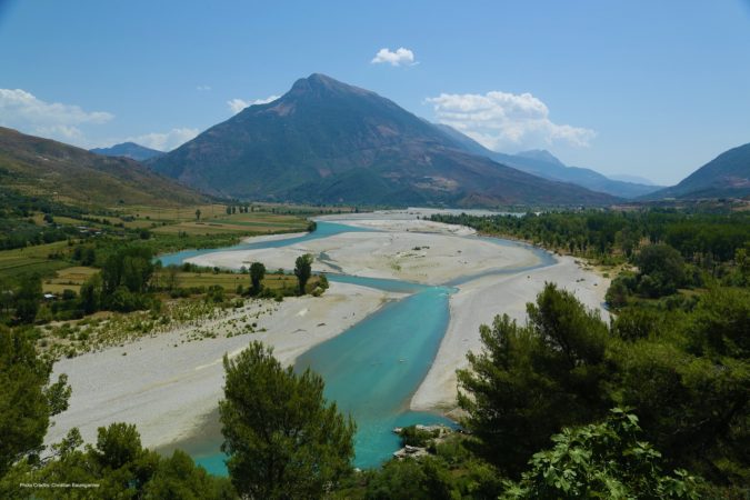 Lumi Vjosa shpallet Park Kombëtar, nuk do të lejohet asnjë ndërtim që e cenon