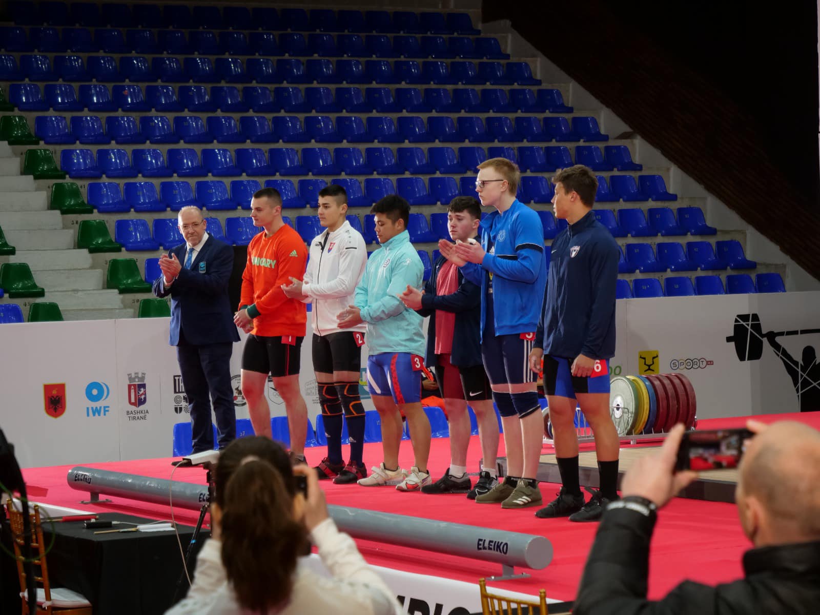 Durrës, mbahet për herë të parë në vend Kampionati Botëror i Peshëngritjes për të rinj (FOTO)