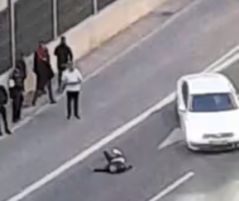 VIDEO/ Aksident i frikshëm në Astir, ndërron jetë një person