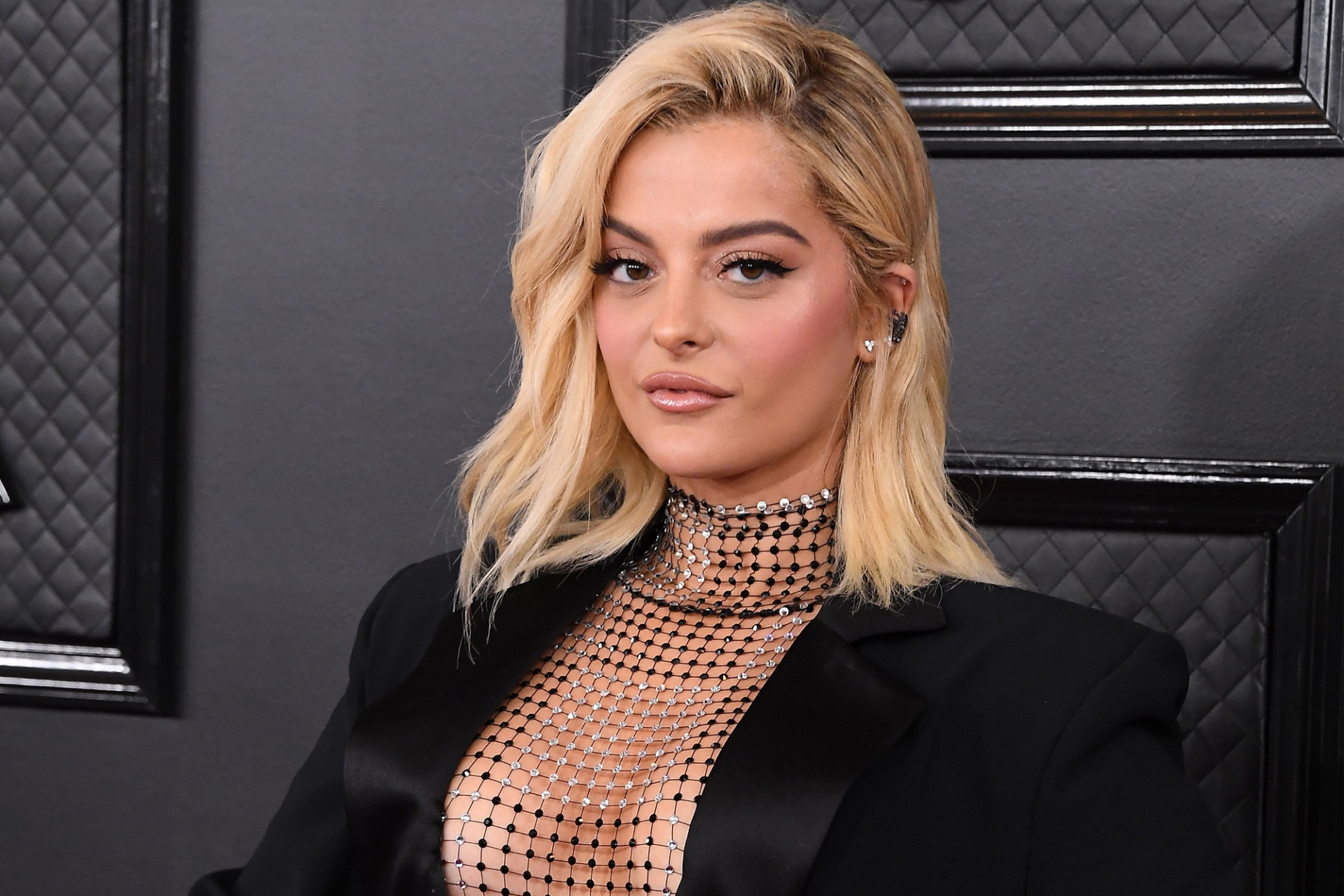 Bebe Rexha flet për kulturën shqiptare: Gratë trajtohen si qytetare të dorës së dytë