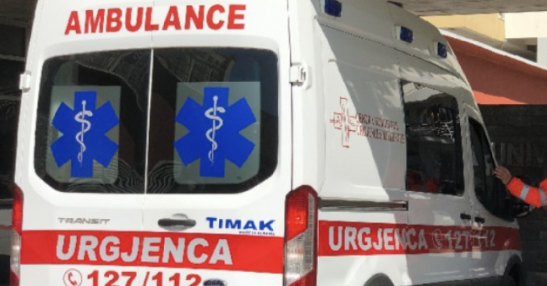 Makina përplas këmbësoren