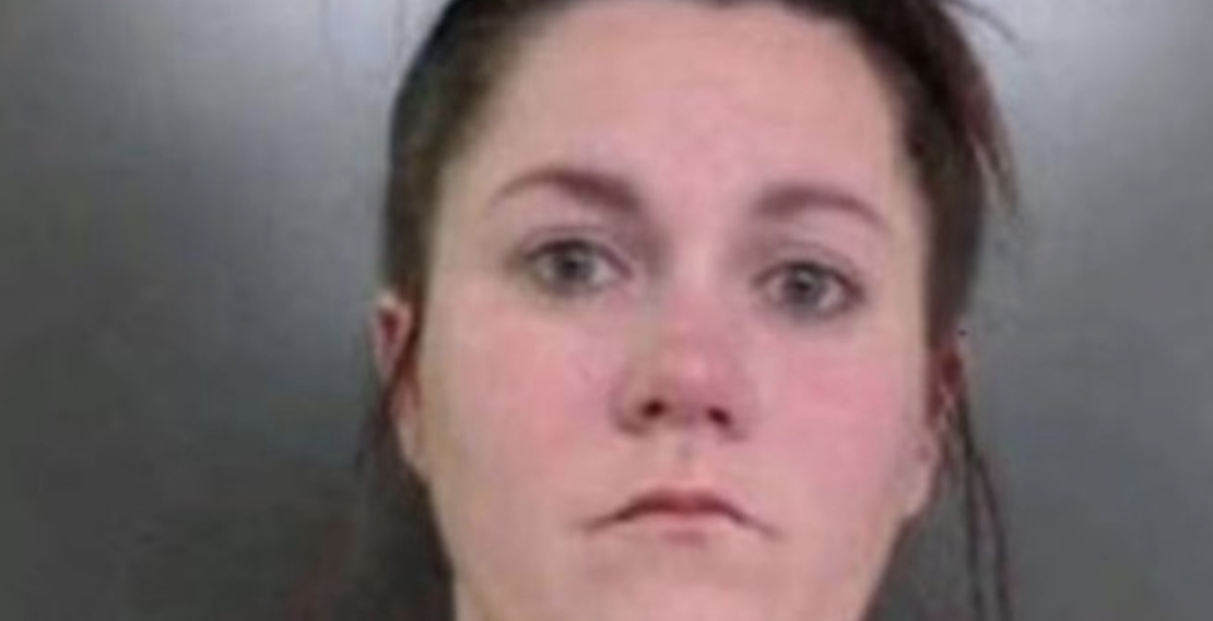 Kreu marrdhënie me adoleshentin, dënohet me 10 vite burg mësuesja