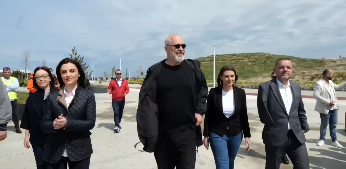 Rama vjen në Durrës tek Eco Parku: Një nga shembujt tanë të transformimit të gjelbër (VIDEO)