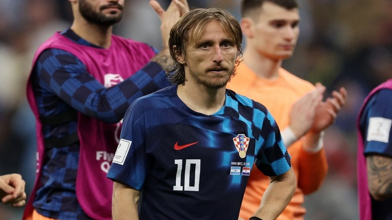Caktohet arbitri për sfidën me Chelsea-n, Modric: Ai është fatkeqësi, një nga më të këqinjt
