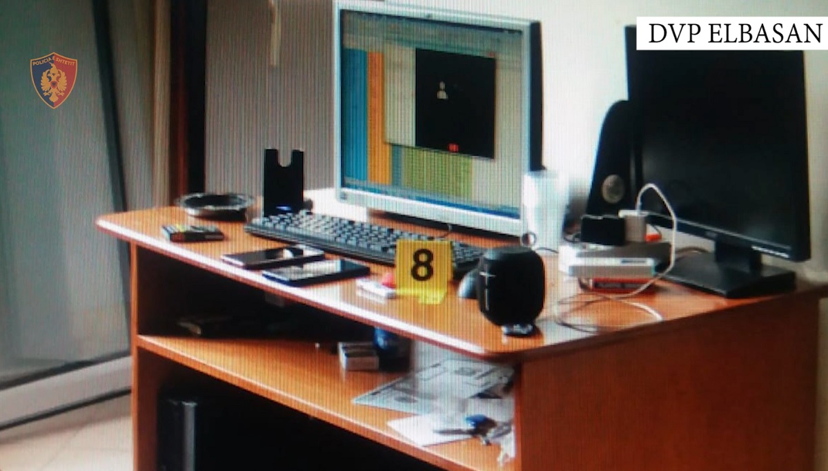 Mashtronin të huajt të investonin në tregje fiktive, goditet Call Center-i në Elbasan