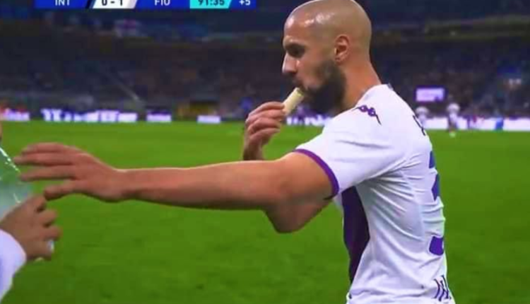 Lojtari i krishterë u shtir si i dëmtuar që Amrabat të bënte iftar gjatë ndeshjes, ndodh në ndeshjen e Interit në muajin e Ramazanit