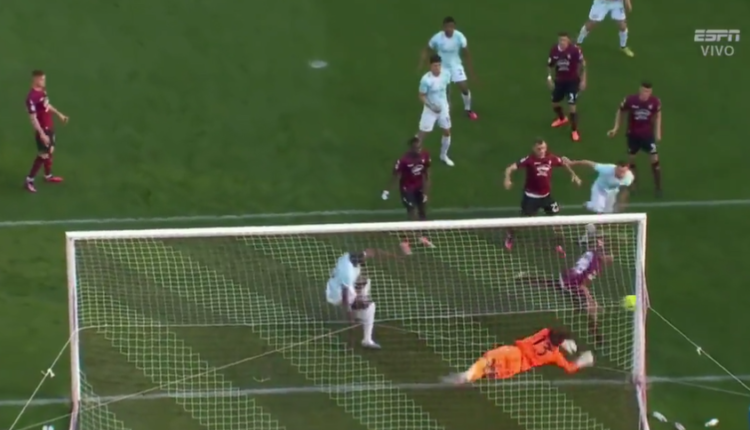 Portieri me “6 gishta“ që priti 10 goditje ndaj zikaltërve, Oçoa: Lojtarët e Interit më komplimentuan pas ndeshjes