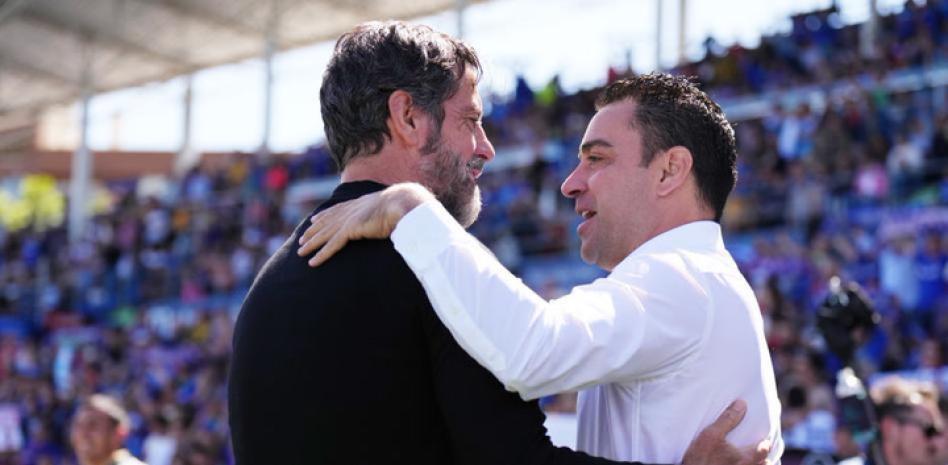 U ankua për diellin dhe gjendjen e fushës, trajneri i Getafes tallet në mënyrë epike me Çavin: “Nivea” apo krem plazhi?!