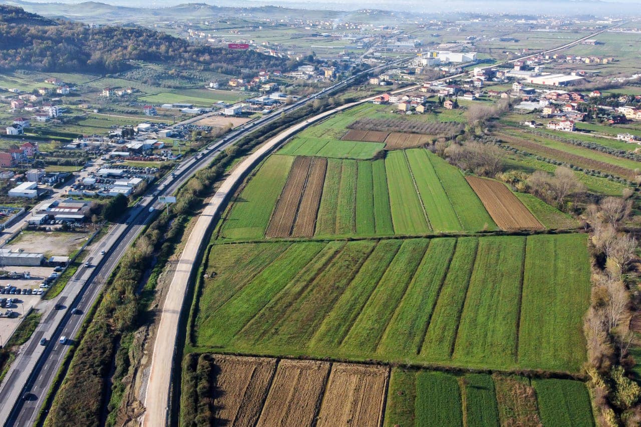 Rama: Ja kur do të përfundojë hekurudha e re Tiranë-Durrës (FOTO)