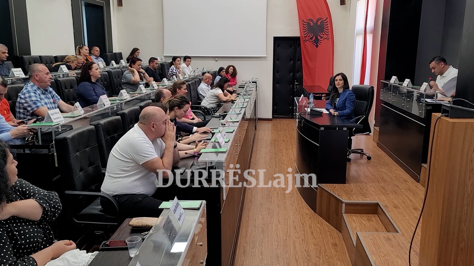 Mbledhja e fundit e KB Durrës, Sako-këshilltarëve: Ishit një mbështetje e madhe (VIDEO)