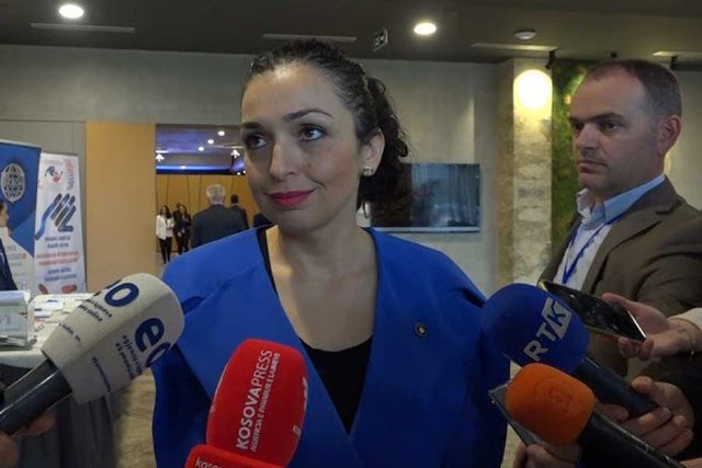 Osmani e ashpër me BE-në: Mos të kërkojë të zbatohen gjëra që nuk janë në marrëveshje