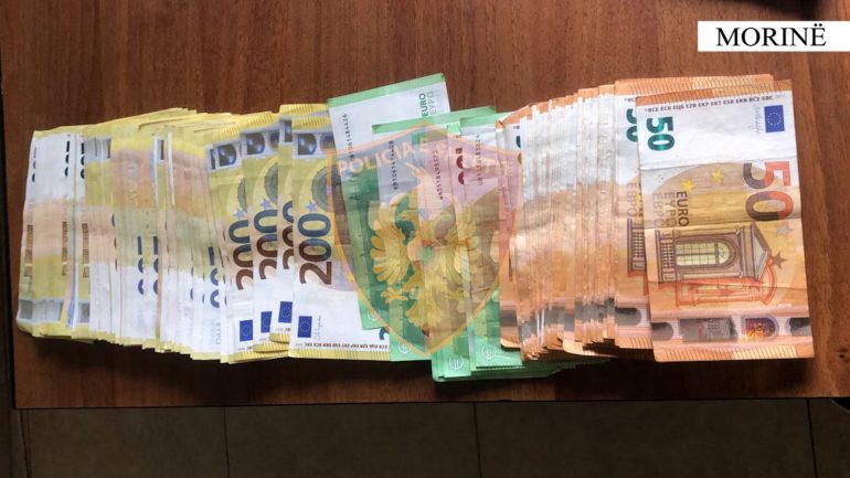 Tentoi të fuste ilegalisht në vendin tonë mbi 23 mijë euro, procedohet penalisht 52-vjeçari