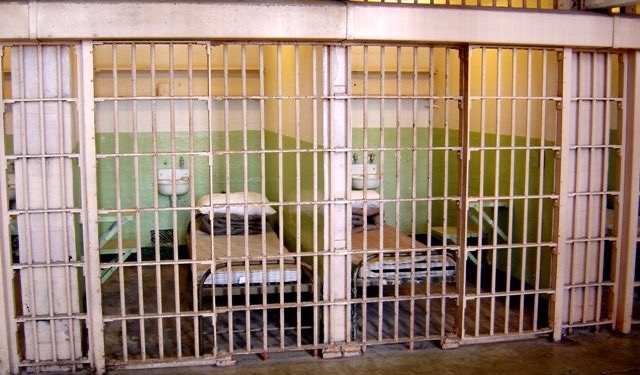 “U ankua për lodhje”, reagon Drejtoria e Burgjeve për vdekjen e 51-vjeçarit në Fier: E dërguam në urgjencë (EMRI)