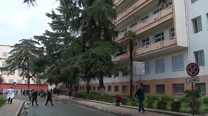 Asfiksohen në ambientet e punës disa punonjëse të një fabrike teli