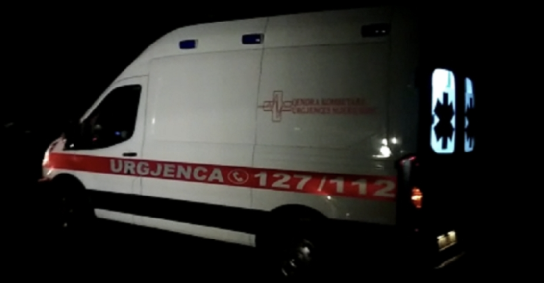 Aksident në afërsi të Pukës, makina bie në lumë, dy të lënduar