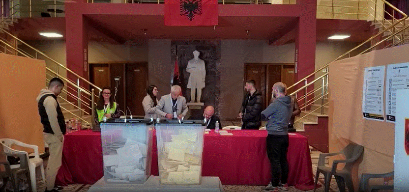 Mbyllet zyrtarisht votimi në Durrës (VIDEO)