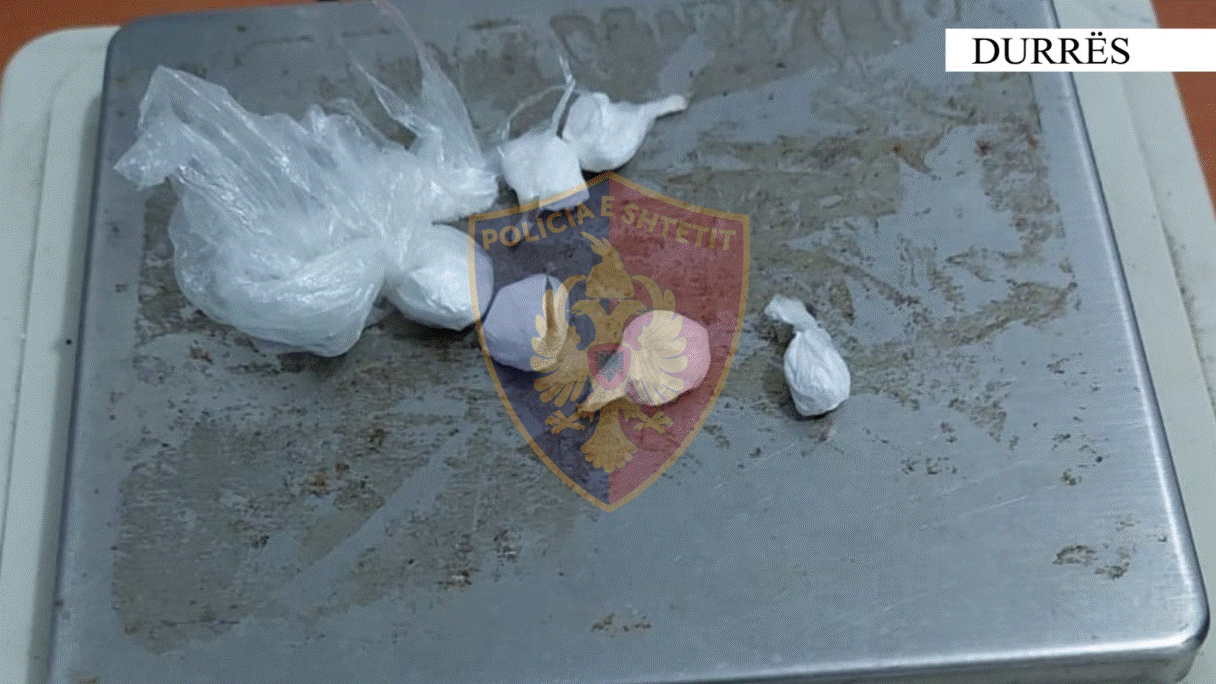 Doza kokaine gati për shitje, arrestohet 31-vjeçari në Durrës
