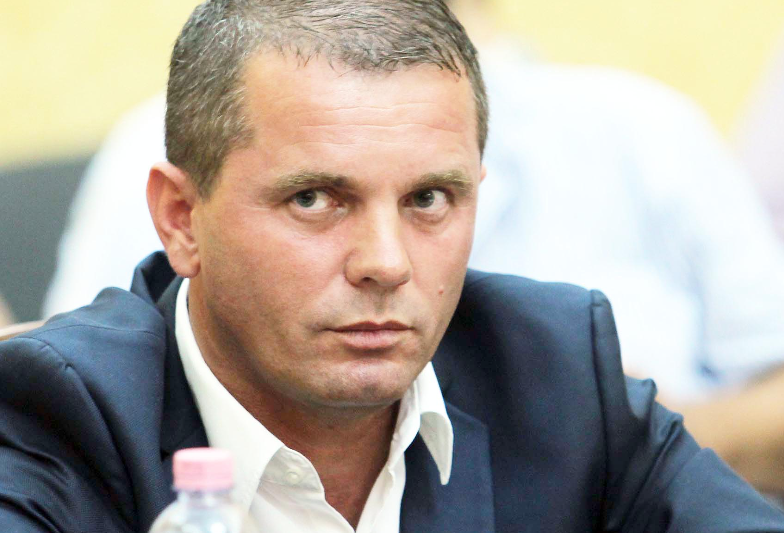 Atentati ndaj Armando Prengës, u qëllua 3 herë drejt makinës së ish-deputetit socialist