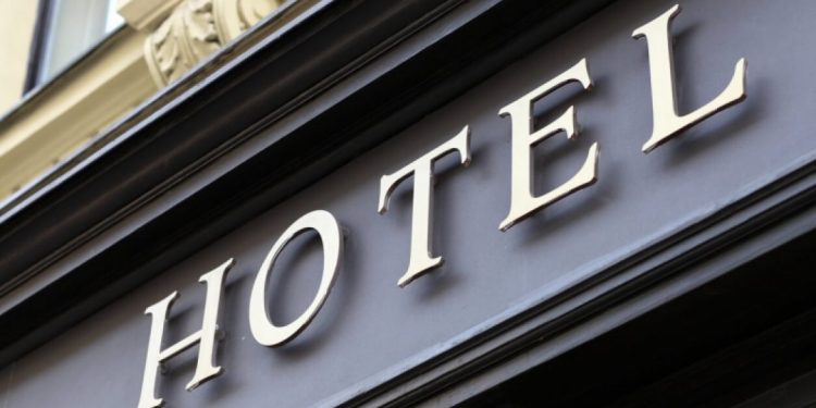 Gjendet i pajetë trupi i 30-vjeçarit në një hotel në Prishtinë, detajet e para