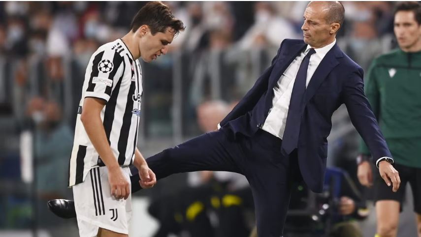 Nuk ka qetësi te Juventusi, ylli i skuadrës përplaset me Alegrin dhe kërkon largimin