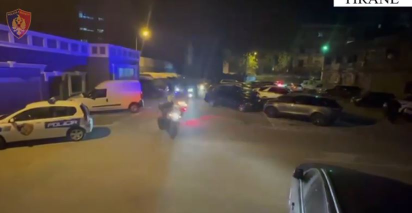 30 mijë euro kg/ Sekuestrohen mbi 2 kg kokainë dhe 3 automjete. Arrestohen 5 persona në Tiranë!