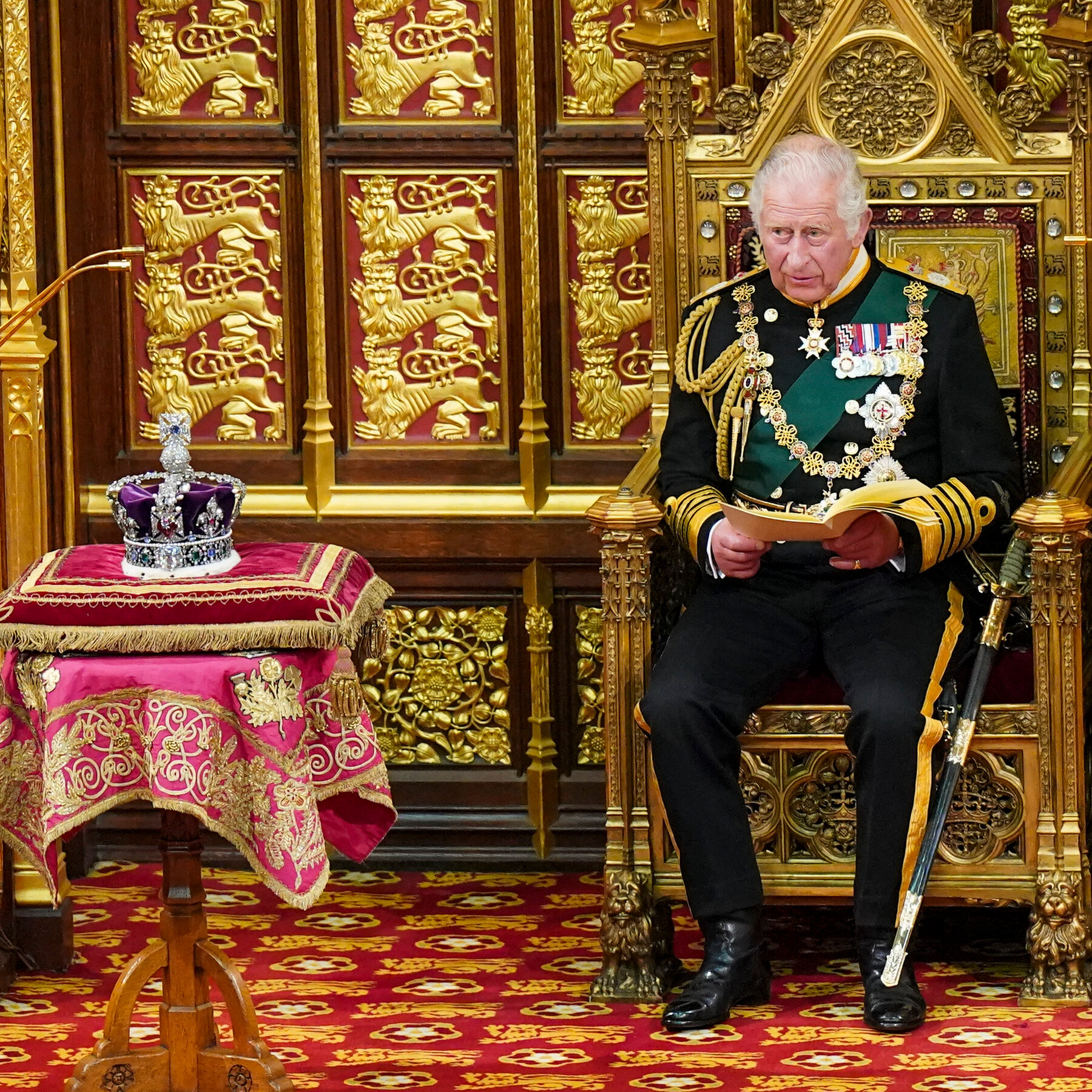 Sot kurorëzohet mbreti Charles III! Ceremonia madhështore në Westminster Abbey në Londër