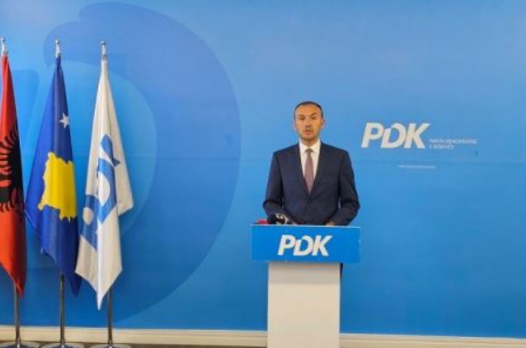 Aksioni i policisë në Prishtinë/ Anëtari i PSD-së: Më bastisën shtëpinë e prindërve, morën një celular dhe 2 kompjutera