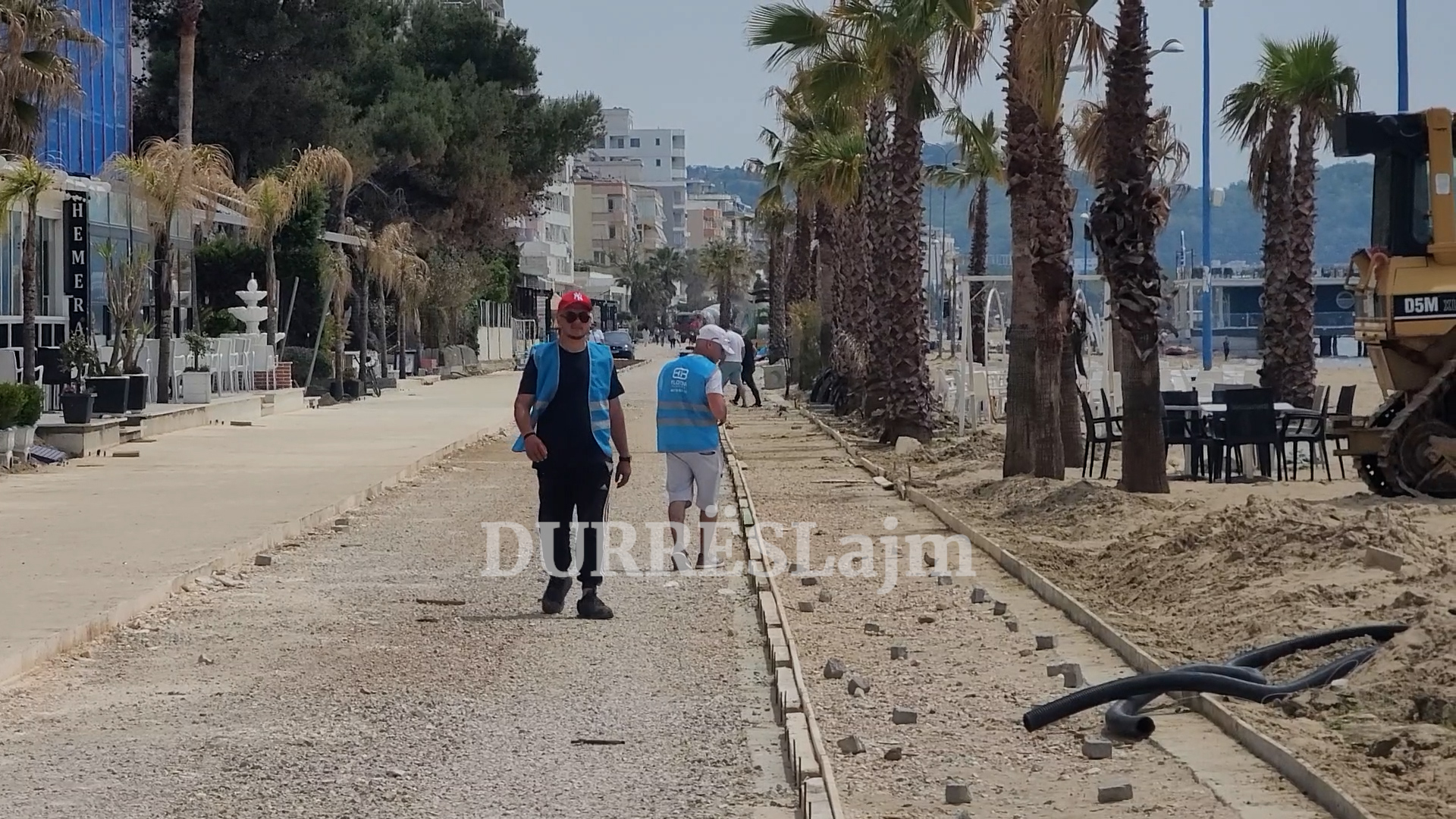 A është gati plazhi i Durrësit për të pritur pushuesit? (VIDEO)
