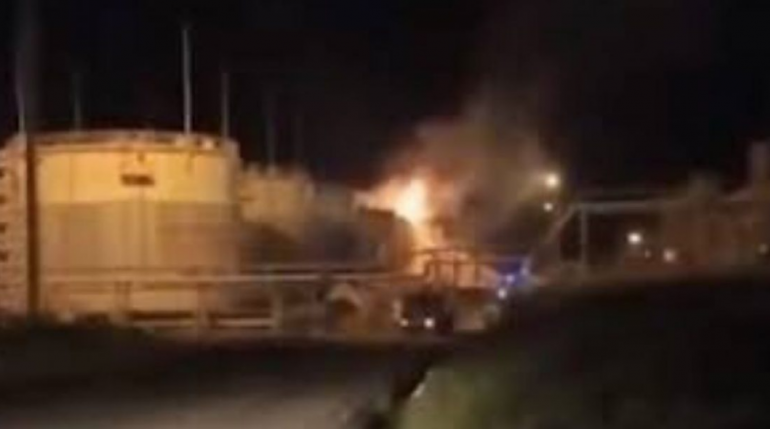 Një tjetër dron bie mbi një rafineri nafte në Rusi, kryhet shpërthim i komanduar