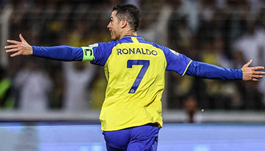 Ronaldo pendohet për transferimin në Arabi, përgatit rikthimin e bujshëm