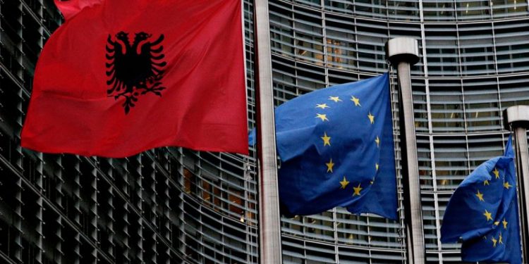 PE miraton projekt-rezolutën: Shqipëria një aleat i rëndësishëm gjeopolitik dhe një partner i besueshëm