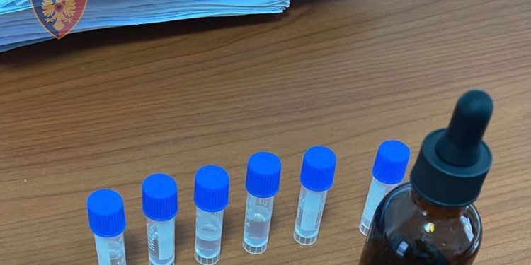 Shpërndanin doza të drogërave të forta, pranga dy turistëve anglez 