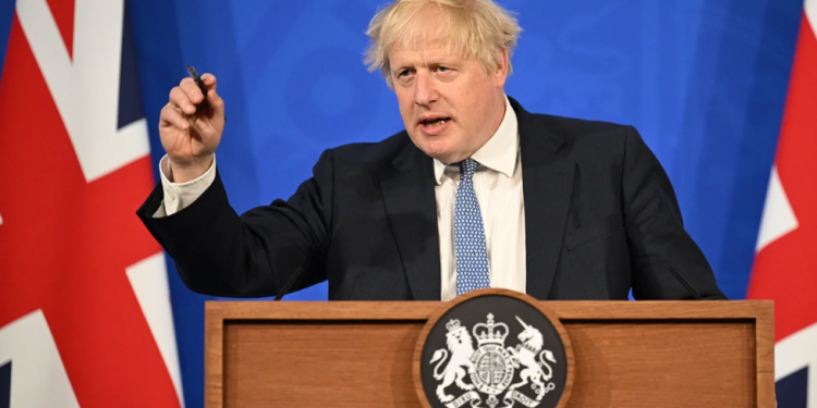 Boris Johnson mashtroi qëllimisht Parlamentin e Mbretërisë së Bashkuar për shkeljen e masave ‘Anti- Covid’