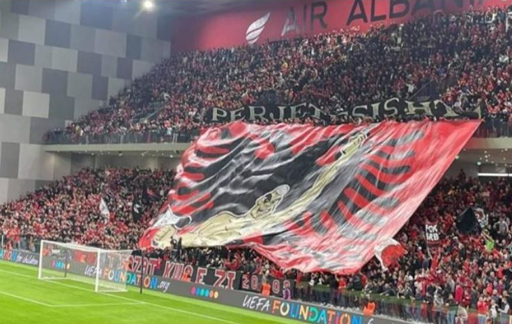 Shqipëri-Moldavi, tifozët mbushin plot “Air Albania”
