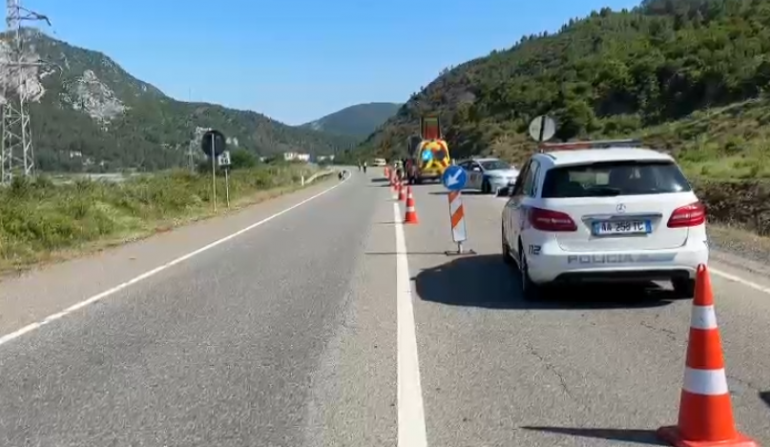 Aksident me vdekje në “Rrugën e Kombit”, autobusi përplas një person që lëvizte me biçikletë