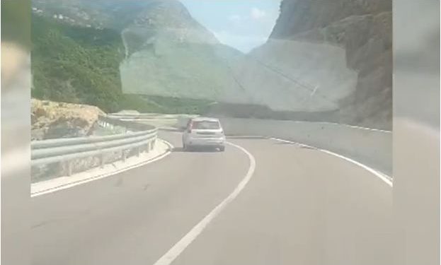 Ishte në arrest shtëpie, 33-vjeçari merr makinën dhe tentoi të transportonte 9 kg drogë drejt Greqisë