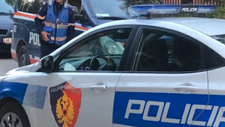 Arrestohet 20-vjeçari nga Durrësi, ishte në kërkim për transportimin e emigrantëve të paligjshëm