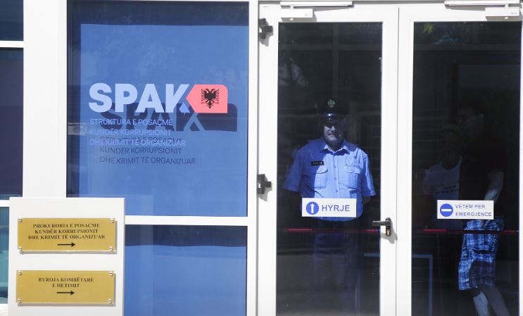 Operacioni i SPAK, 21 urdhër-arreste për trafik droge ndaj një grupi të strukturuar kriminal, zbardhen emrat