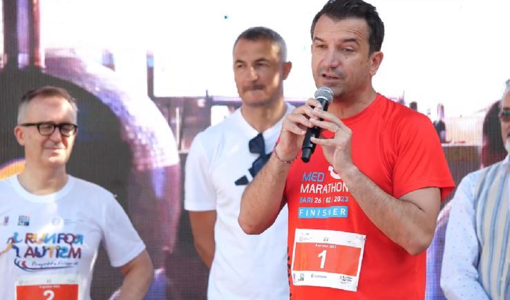 Java Italiane e Kulturës/ Zhvillohet në Liqenin e Tiranës gara “Vrapo për autizmin”