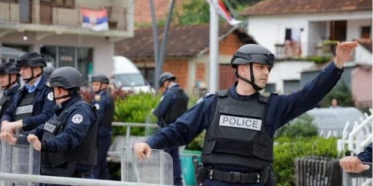 Sulmohet në Zveçan kamioni që vinte nga Shqipëria