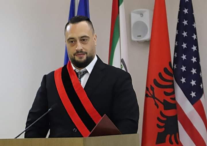 Kryebashkiaku Arbana thirrje qytetarëve: Të tregohemi të kujdesshëm për të shmangur rreziqet nga zjarret!