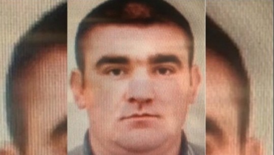 Aksion në Durrës/ Dyshime se ndodhej në banesë, policia kontrolle në shtëpinë e “Rrumit”