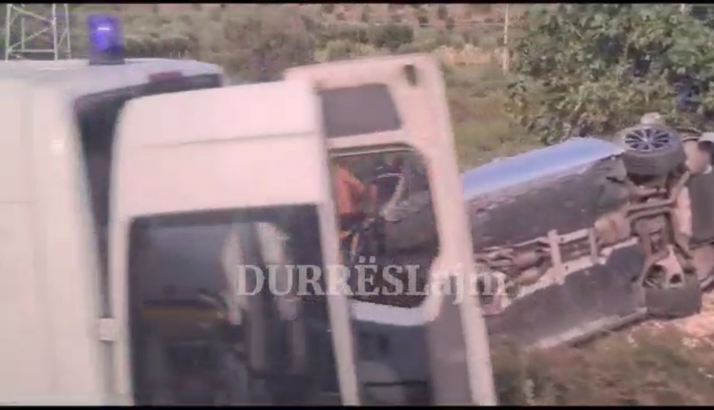 Aksident i rëndë, plagosen dy të rinjtë, detajet e para (VIDEO)