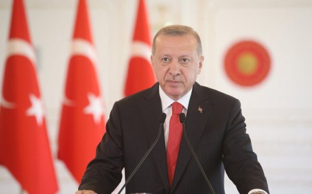 Erdogan: Dëmet nga tërmeti i shkurtit arrijnë në 104 miliardë dollarë në Turqi