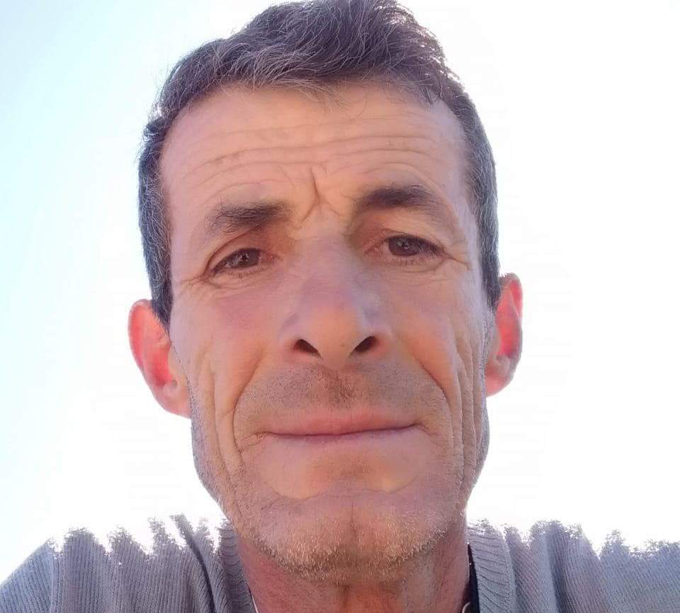 Ekzekutoi gruan dhe hodhi në një gropë septike, gjendet i vetëvrarë autori