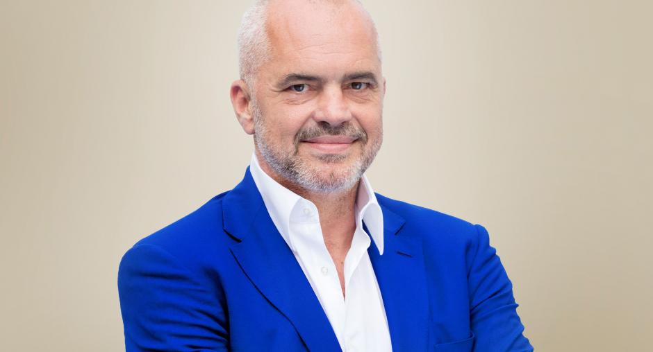 Edi Rama për “Vogue Italia”: Besoj te fuqia e bukurisë më shumë se te forca e ushtrisë