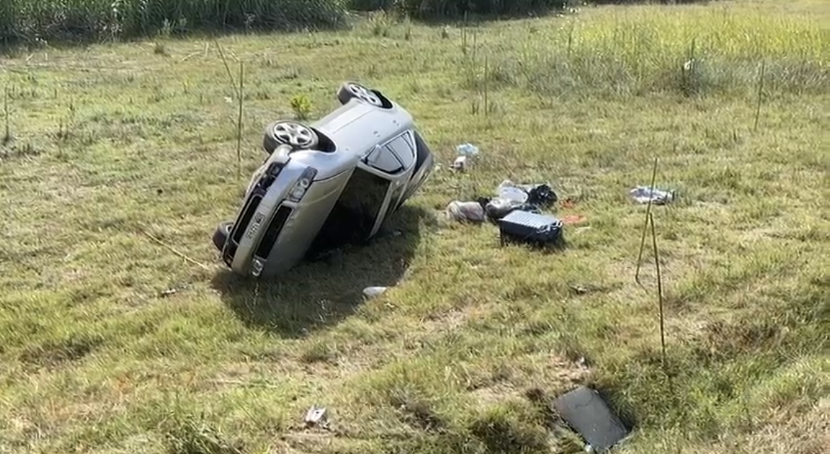 Po kthehej në atdhe, emigrantja aksidentohet në autostradën Levan-Tepelenë, makina kthehet përmbys