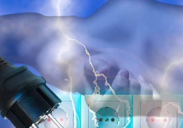 Ishin duke punuar në bahçe, humb jetën çifti pasi bie në kontakt me energjinë elektrike (EMRAT)