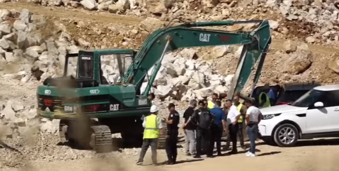 “Keni për të bërë gjakderdhje kot”, flasin banorët në Borizanë: Gurorja vijon punën sikur nuk ka ndodhur asgjë